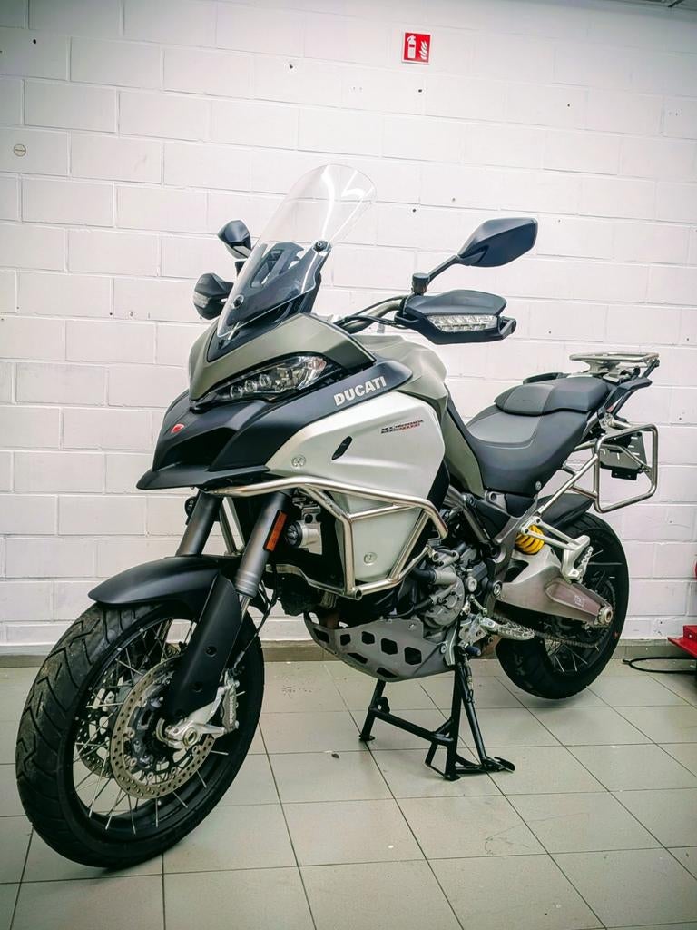 Ducati Multistrada 1200 Enduro, 2 cilinders, Motorrijbewijs A, Bedrijf, Handvatverwarming