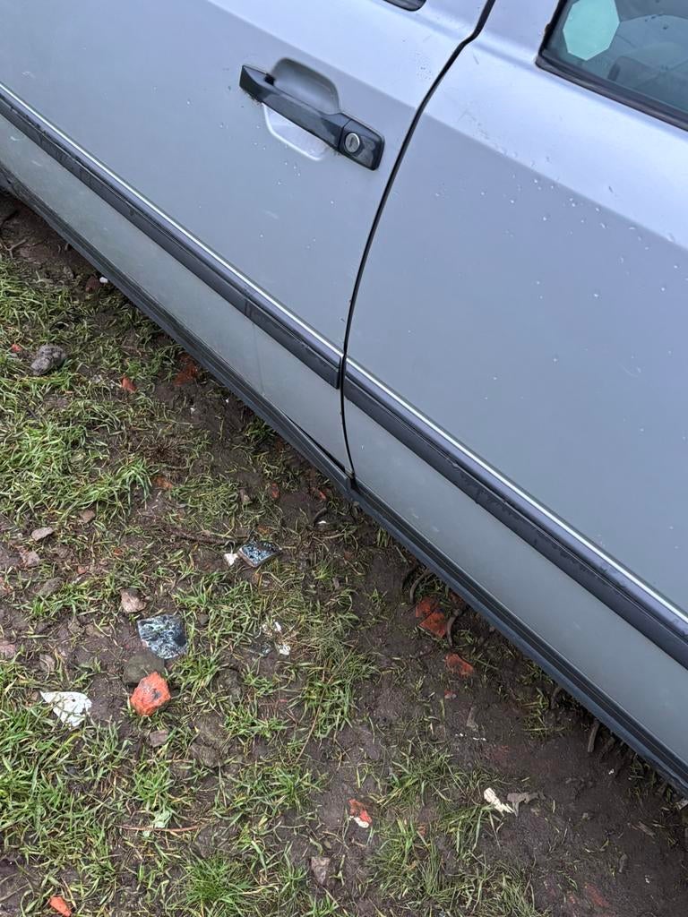 Mercedes Benz E200 Oldtimer Benzine 155000km Keuring voor v, foto 10