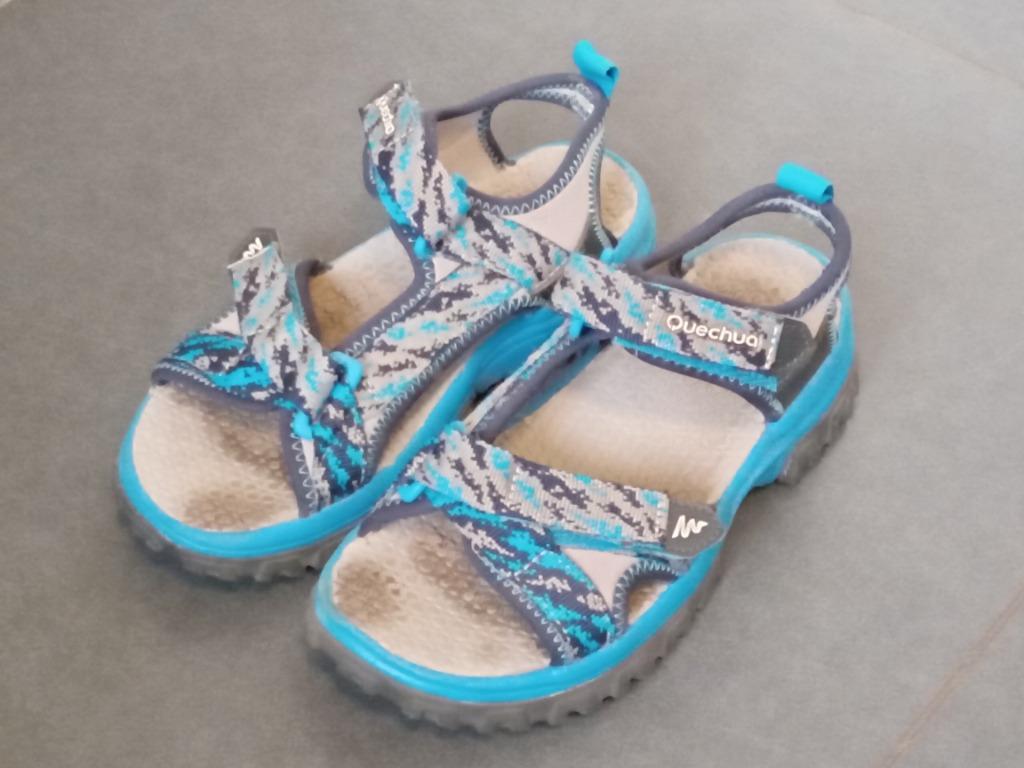 Sandales de randonnée de taille 32/33, Kinderen en Baby's, Kinderkleding | Schoenen en Sokken, Ophalen, Gebruikt, Quechua, Overige typen