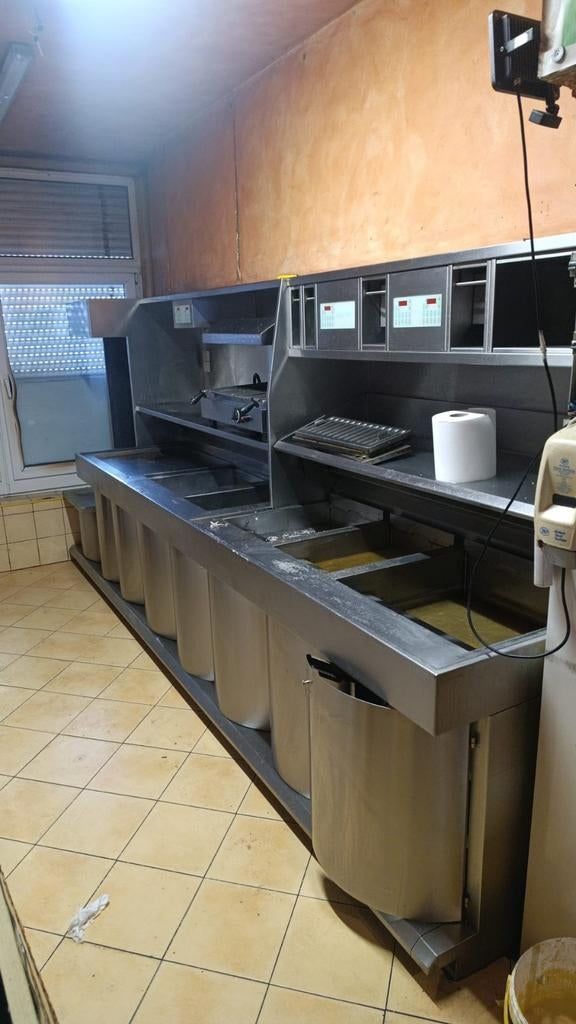 Veel horeca-apparatuur