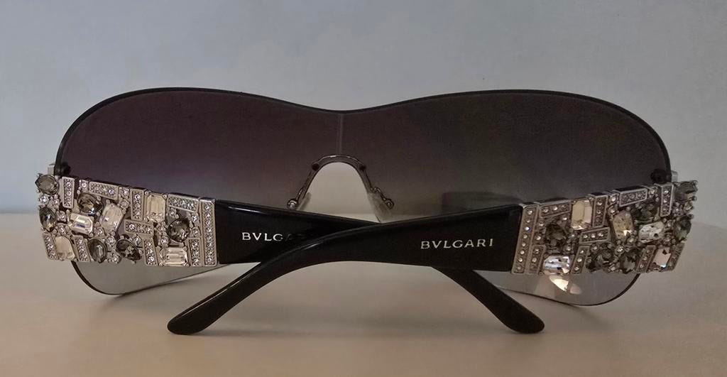 Prachtige zonnebril Bvlgari Limited Edition, Handtassen en Accessoires, Zonnebrillen en Brillen | Dames, Overige merken, Zonnebril