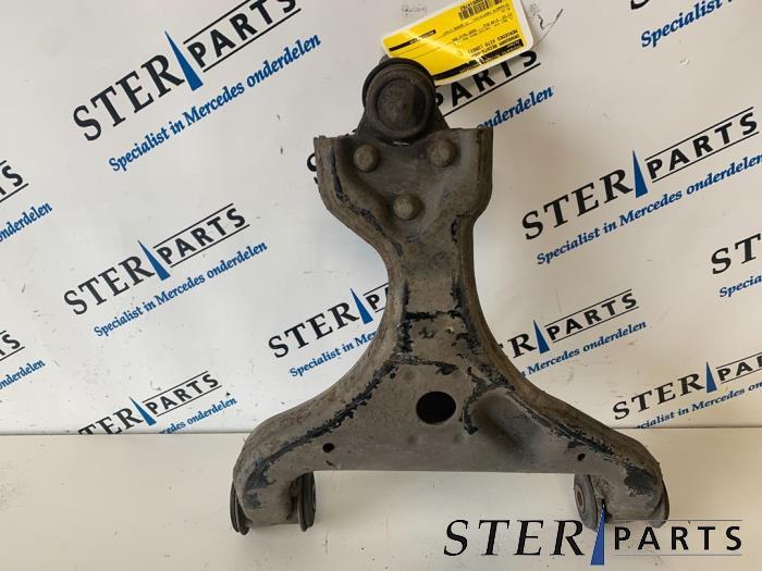 Bras de suspension avant droit d'un Mercedes Vito, 3 mois de garantie, Utilisé, -, -