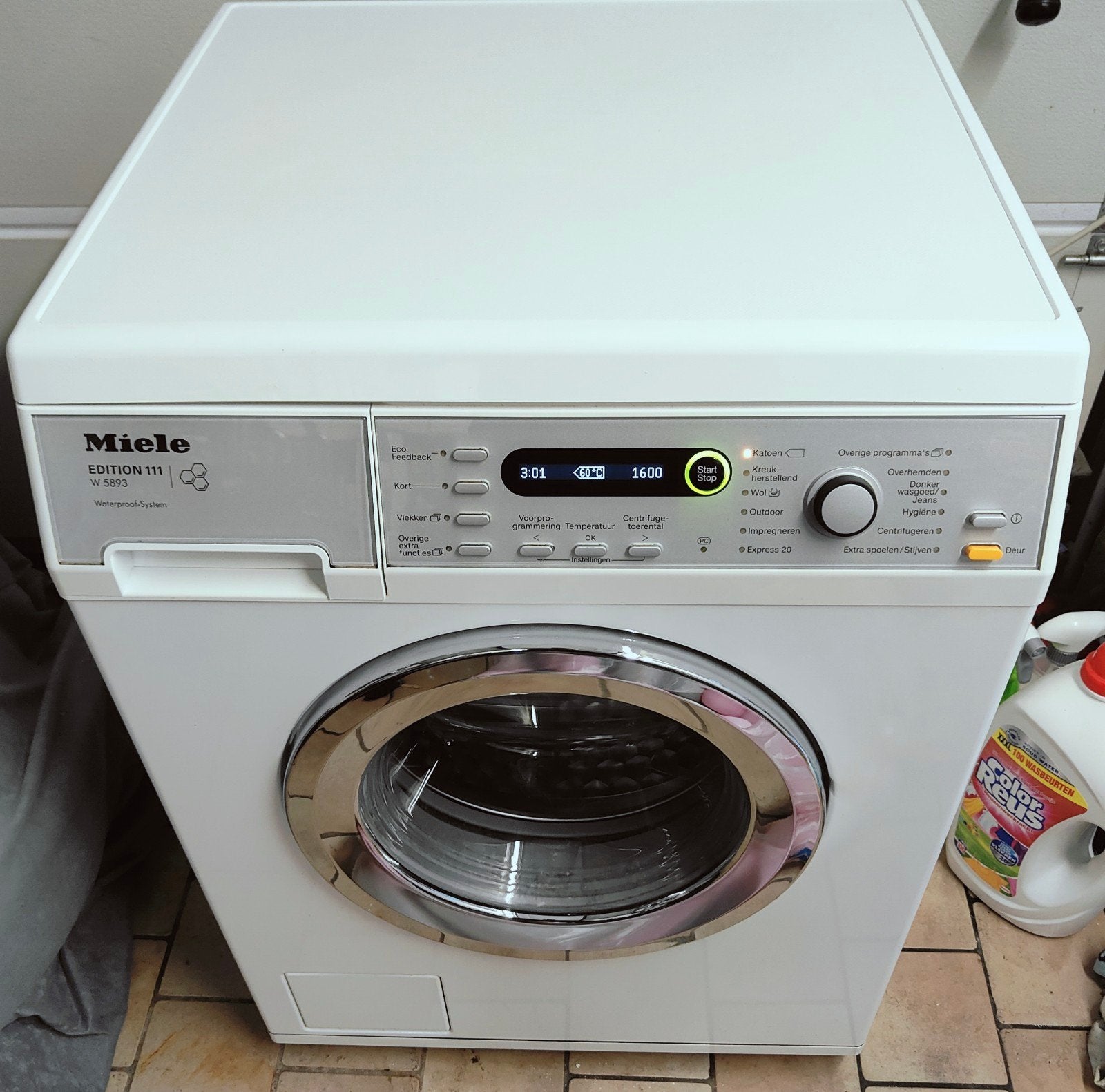 Miele 8Kilo 1600 tr/min A+++ économe en énergie en parfait é, Enlèvement ou Envoi, Programme lavage à la main, 1600 tours ou plus