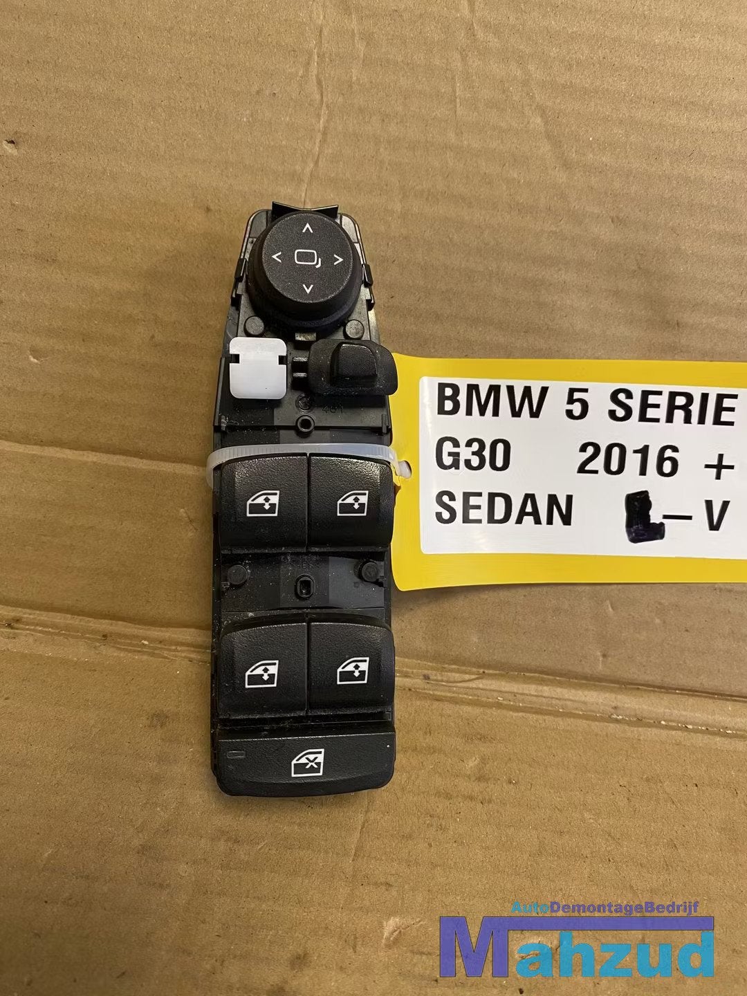 BMW 5 SERIE G30 Links voor raam schakelaar 2016+, Auto-onderdelen, Petuelring 130
80788  Munich, DE, Gebruikt, Info@bmw.de, BMW