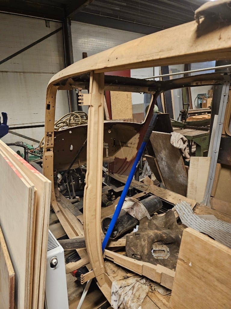 oldtimer Renault Primaquatre KZ24, foto 7