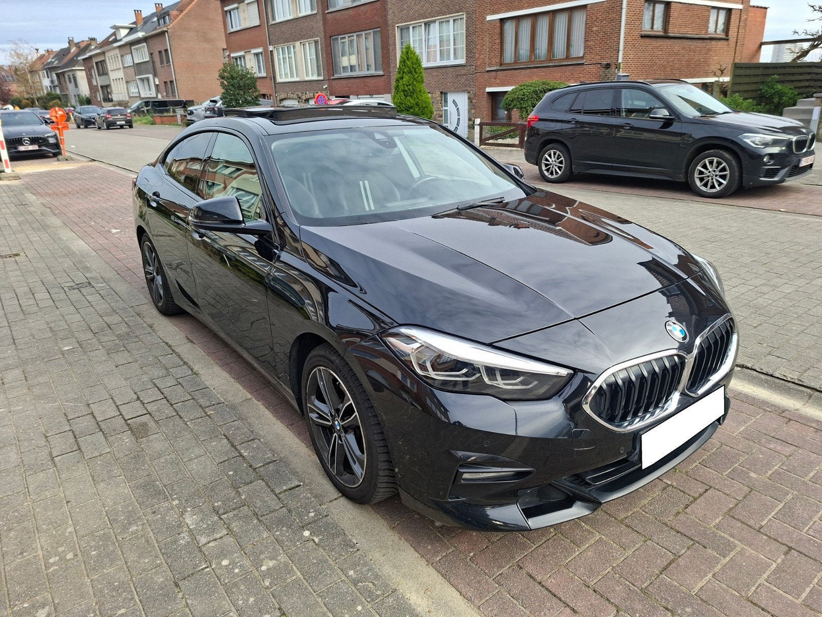 BMW 218I GRAN COUPE PANO AUTOMAAT, Auto's, BMW, Leder en Stof, Zwart, 5 deurs, Particulier