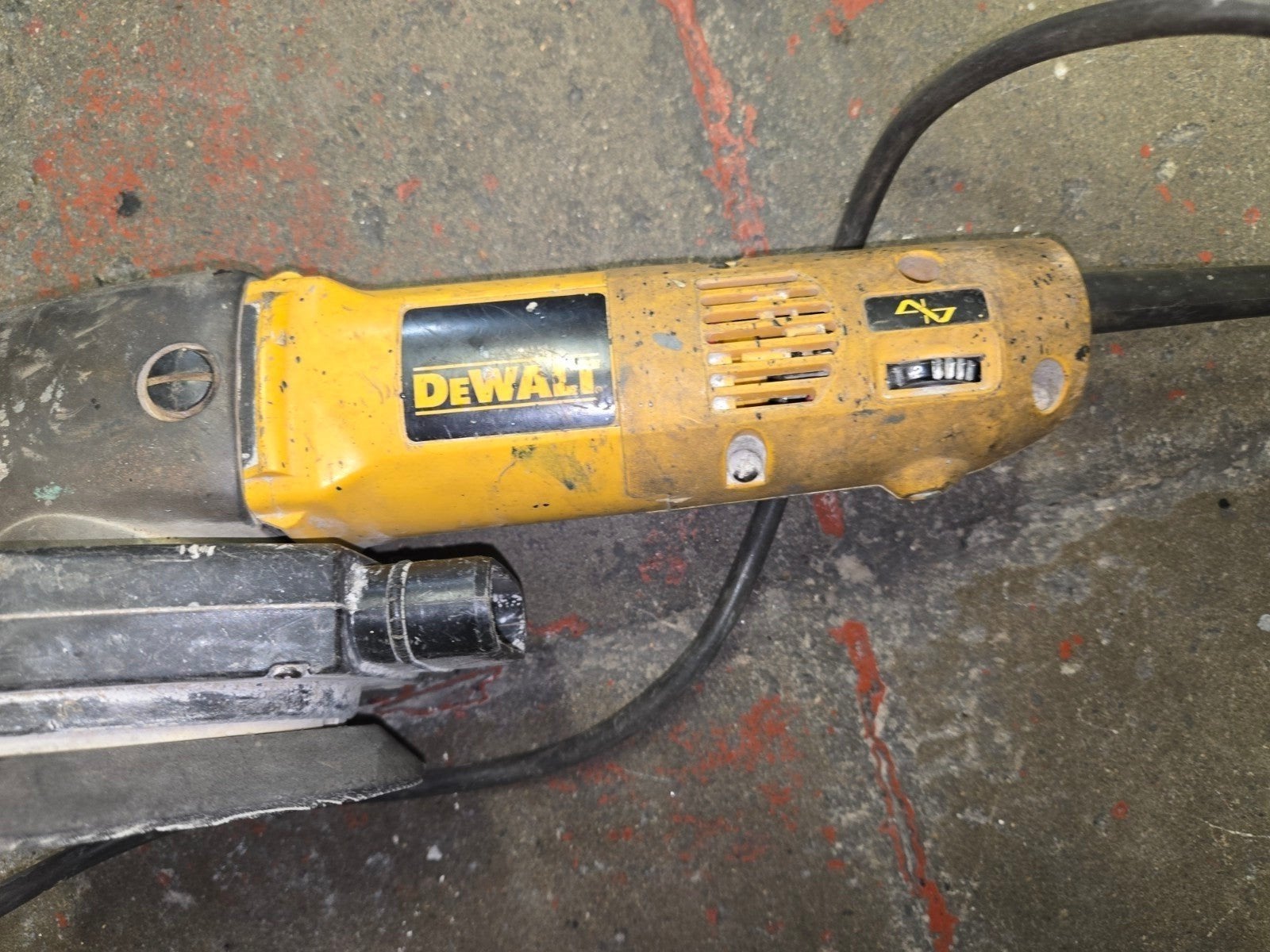 dewalt schuurmachiene, Doe-het-zelf en Bouw, Gereedschap | Slijpmachines, Ophalen, Gebruikt, 1000 watt of meer, Overige typen