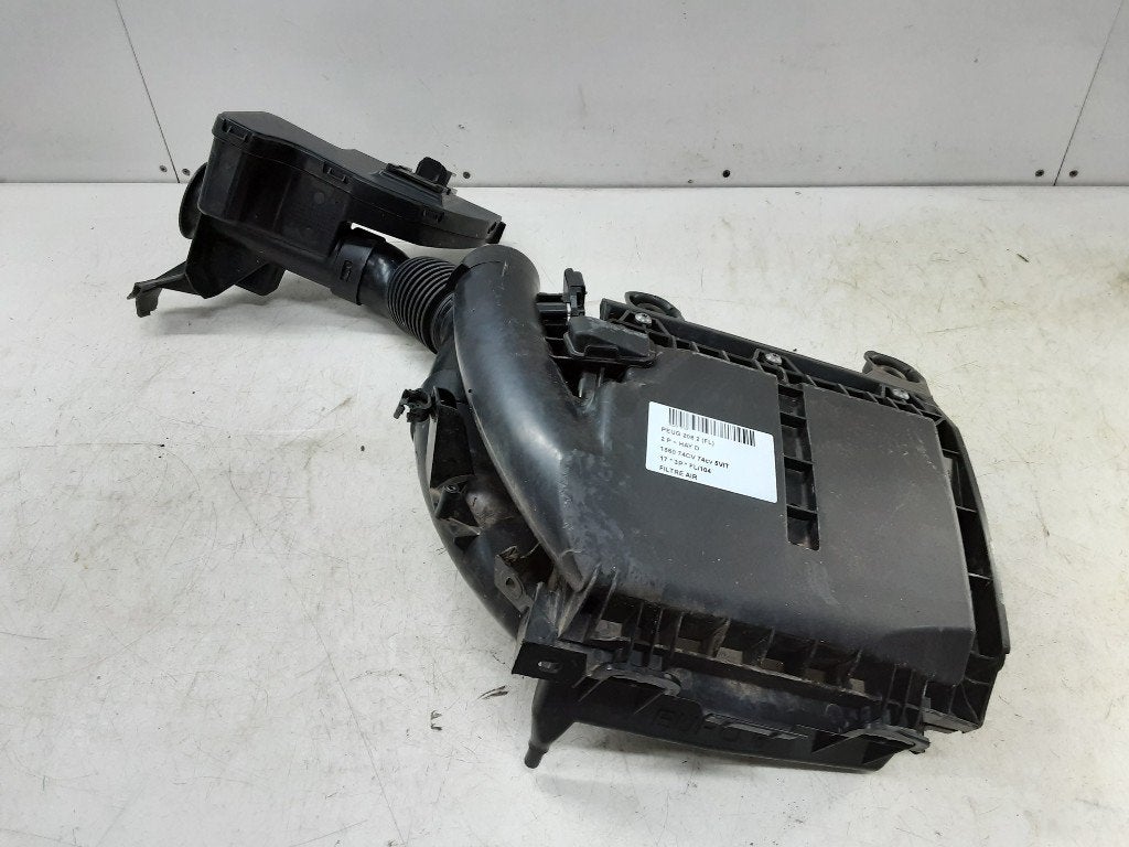 FILTRE À AIR Peugeot 208 I (CA / CC / CK / CL), Kontakt-peugeot@peugeot.com, Utilisé, Peugeot Deutschland GmbH, Bahnhofsplatz
65423  Rüsselsheim, DE