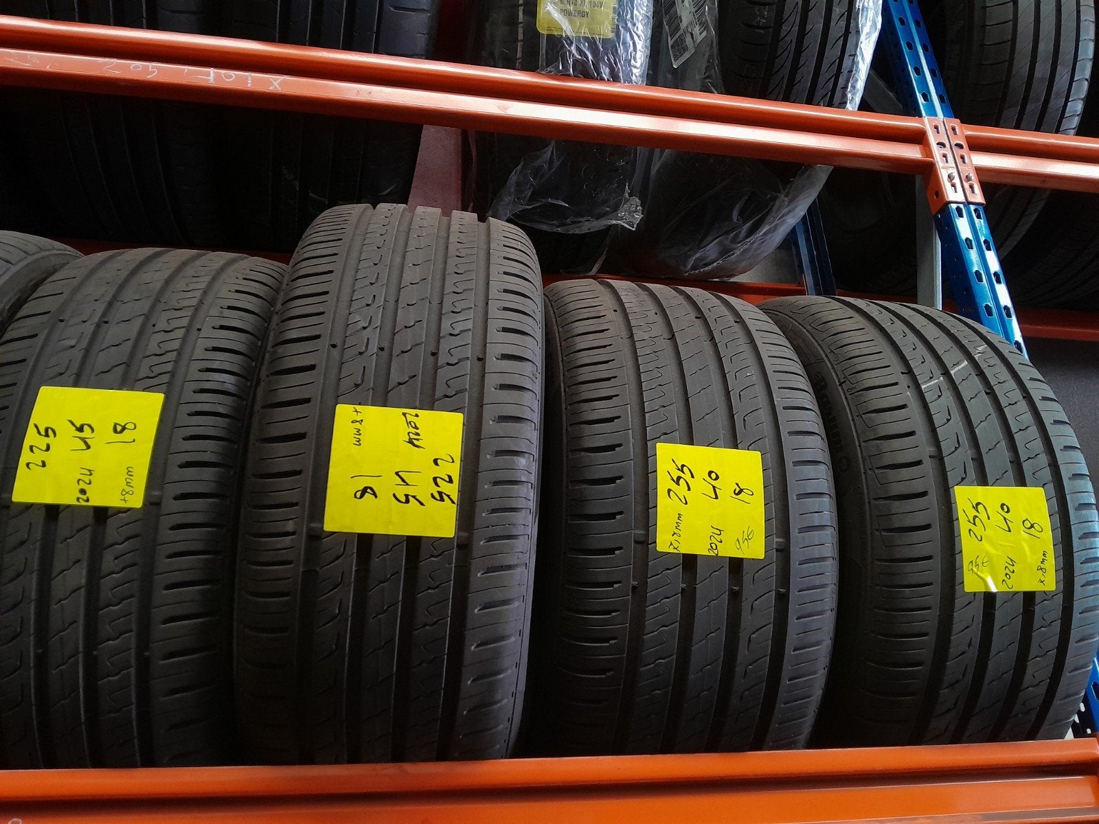 2254518 255/40/18 225/45r18 255/40r18 Démo estivale 2024, Enlèvement