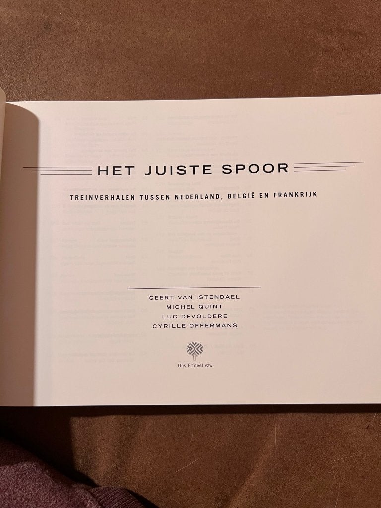 Het Juiste spoor, treinverhalen tussen Nederland, België en, Livres, Enlèvement ou Envoi, Comme neuf, Train
