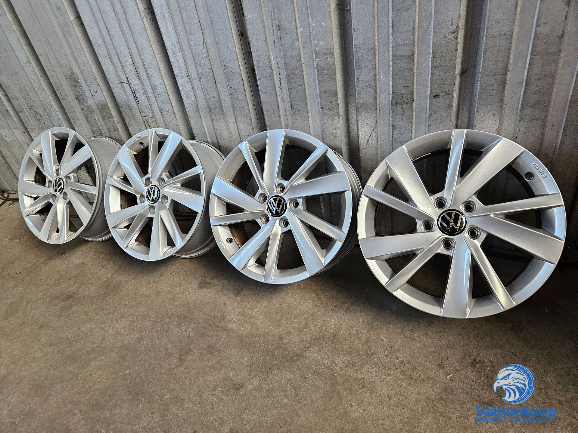 Originele VW Golf 8 5H Gavia 17 inch velgen 5x112, Auto-onderdelen, Banden en Velgen, Gebruikt, -, -, Banden en Velgen