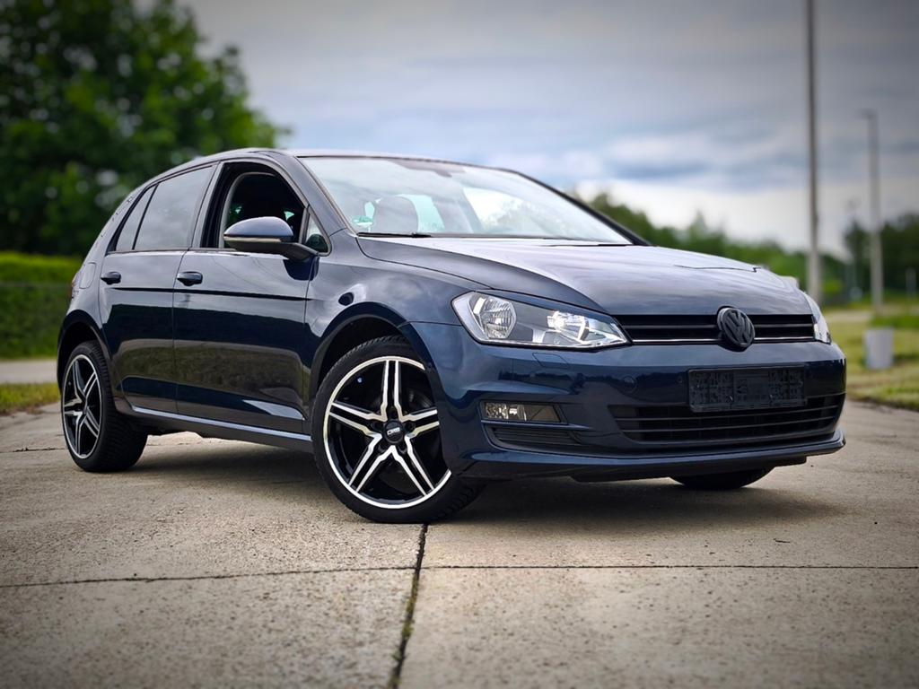 Volkswagen Golf 1.2 TSI comfort Line 18 inch rims, Euro 5, Blauw, Bedrijf, Onderhoudsboekje