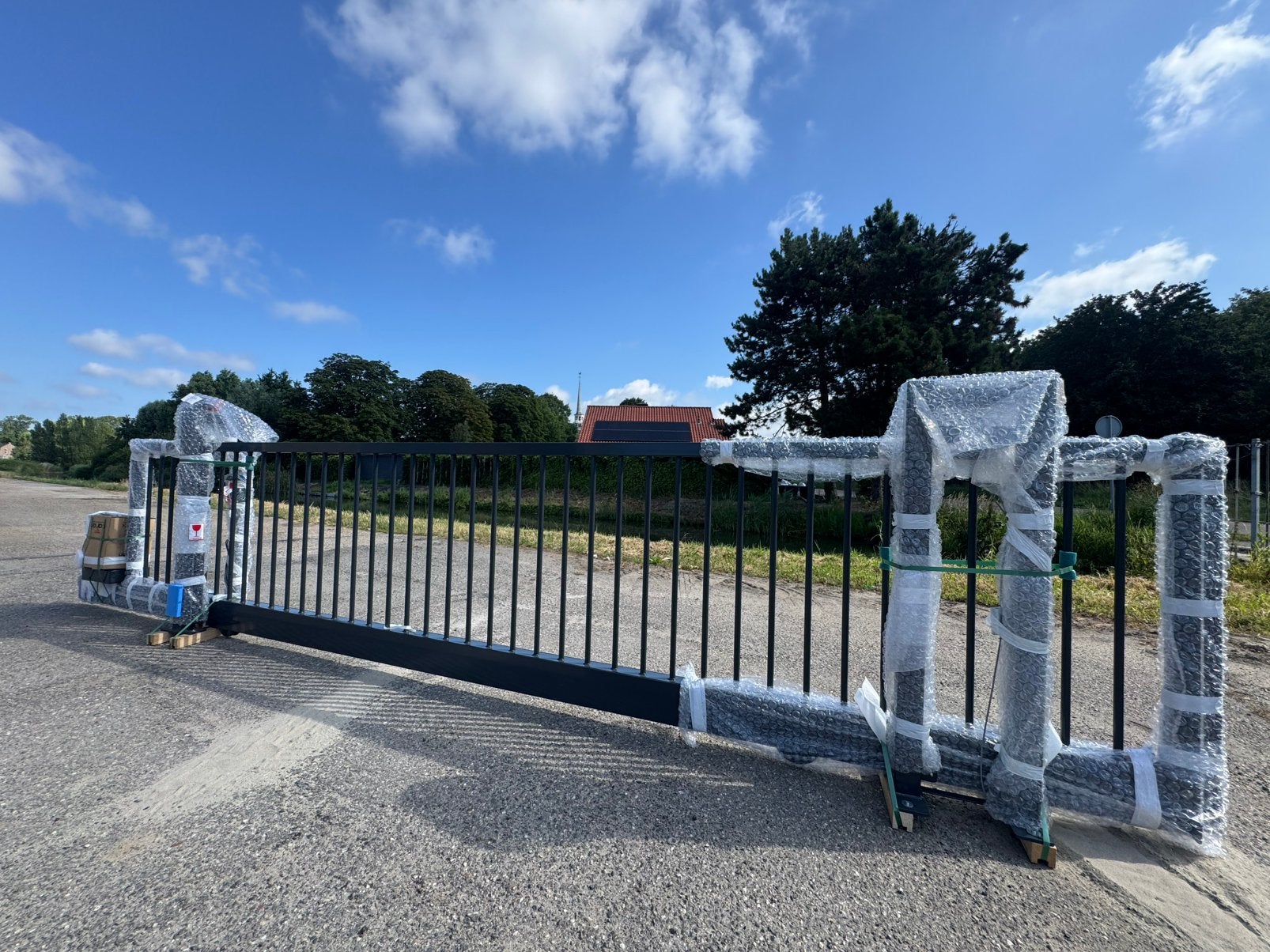 Nieuwe automatische schuifpoort, Tuin en Terras, Tuinpoorten, Ophalen, Zo goed als nieuw, Schuifpoort