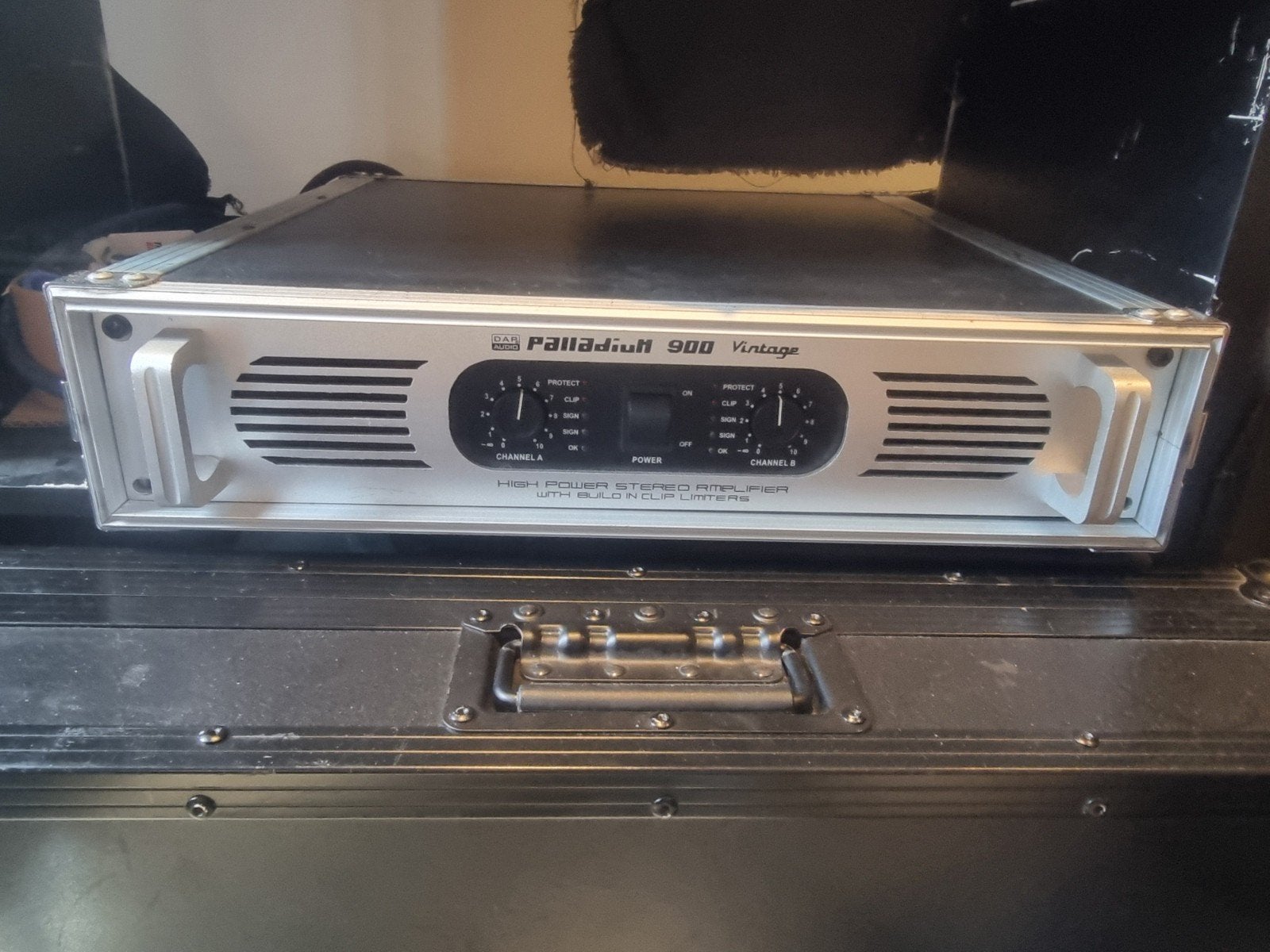 dap palladium 900 in flicht case, Musique & Instruments, Enlèvement, Comme neuf, 1000 watts ou plus, Sono