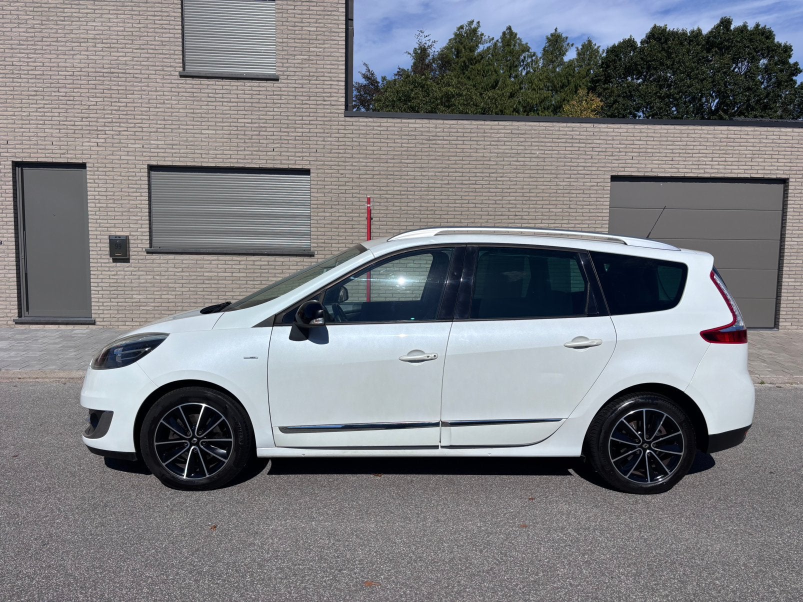 Gekeurd voor verkoop Renault Scenic 1.6 dci Euro 5 Dissel, Auto's, Euro 5, Monovolume, Wit, 96 kW