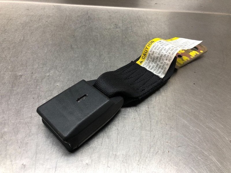 BOUCLE DE CEINTURE CENTRE ARRIÈRE Impreza II Plus (GG), Utilisé, Subaru