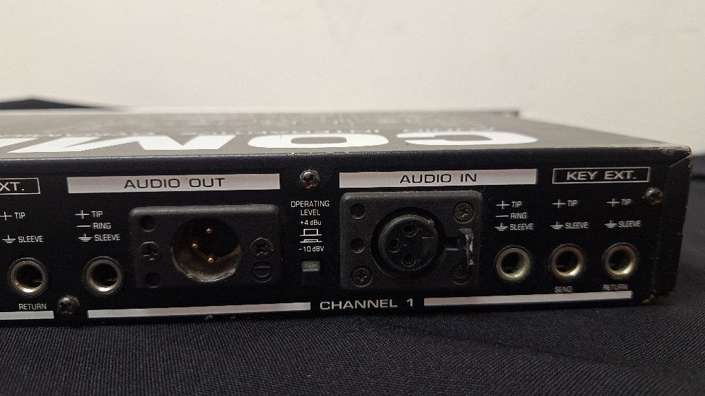 Behringer MDX 2100 Compressorbegrenzer, Muziek en Instrumenten, Ophalen of Verzenden, Gebruikt, Overige typen