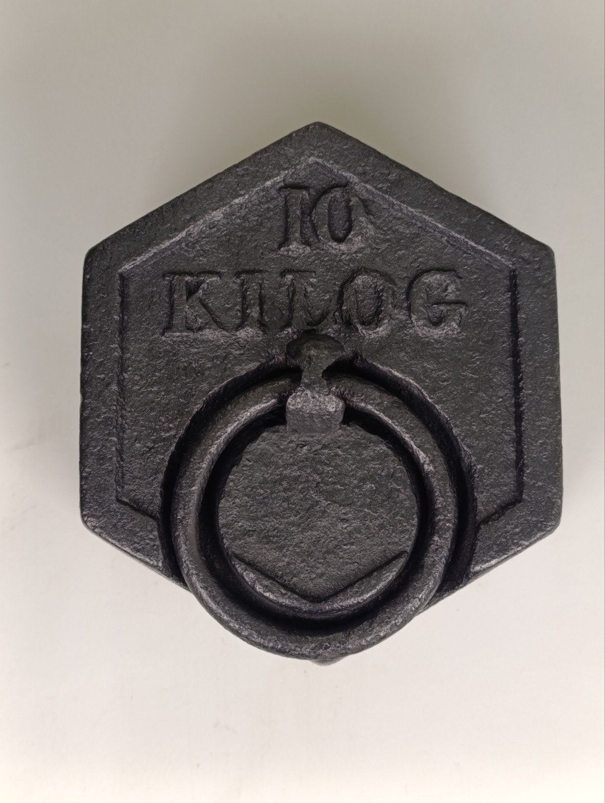 Antique et authentique, fonte lourde, poids de 10 kg, Antiquités & Art, Enlèvement ou Envoi