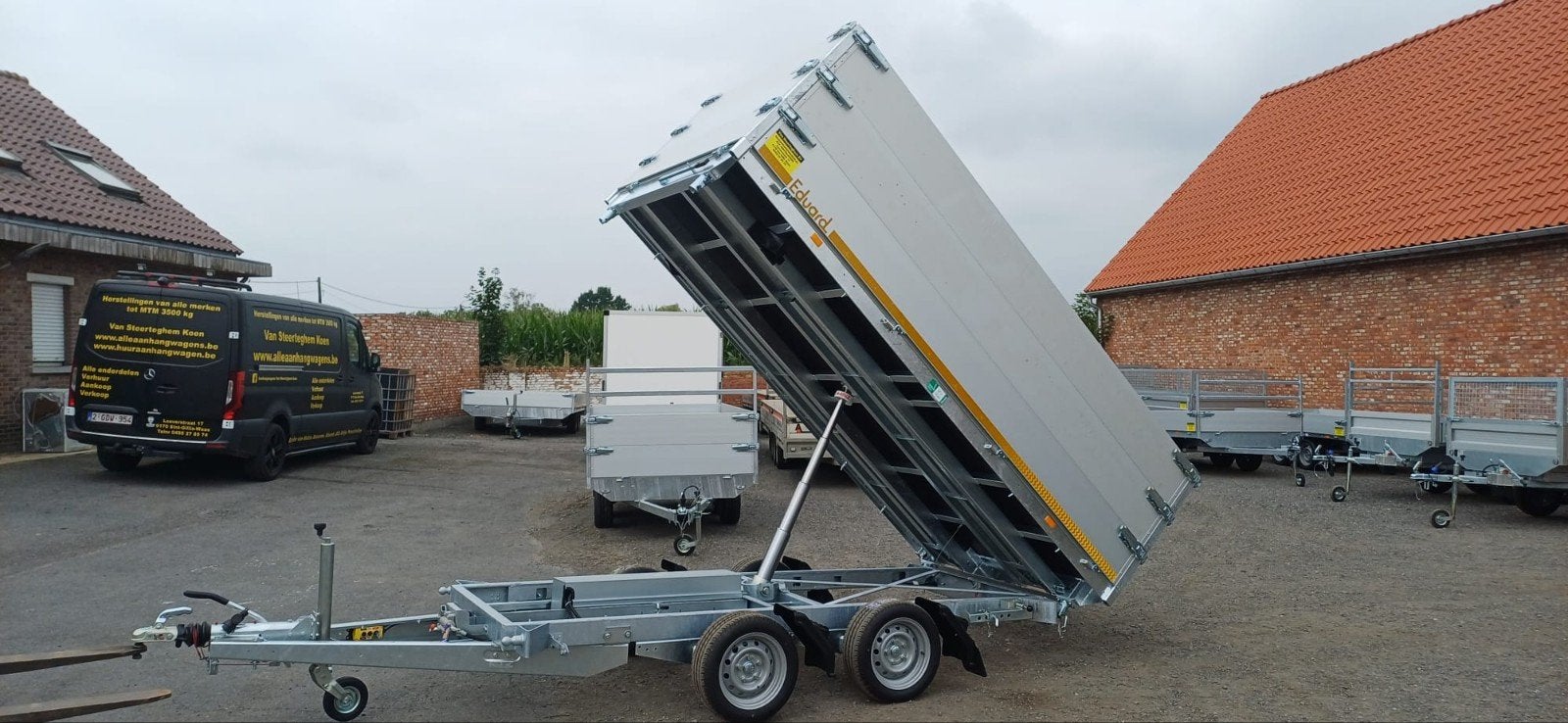 Te koop. kipper mtm 2700 kg. 330 x 180 x 90., Auto diversen, Aanhangers en Bagagewagens, Ophalen, Nieuw, Info@alleaanhangwagens.be