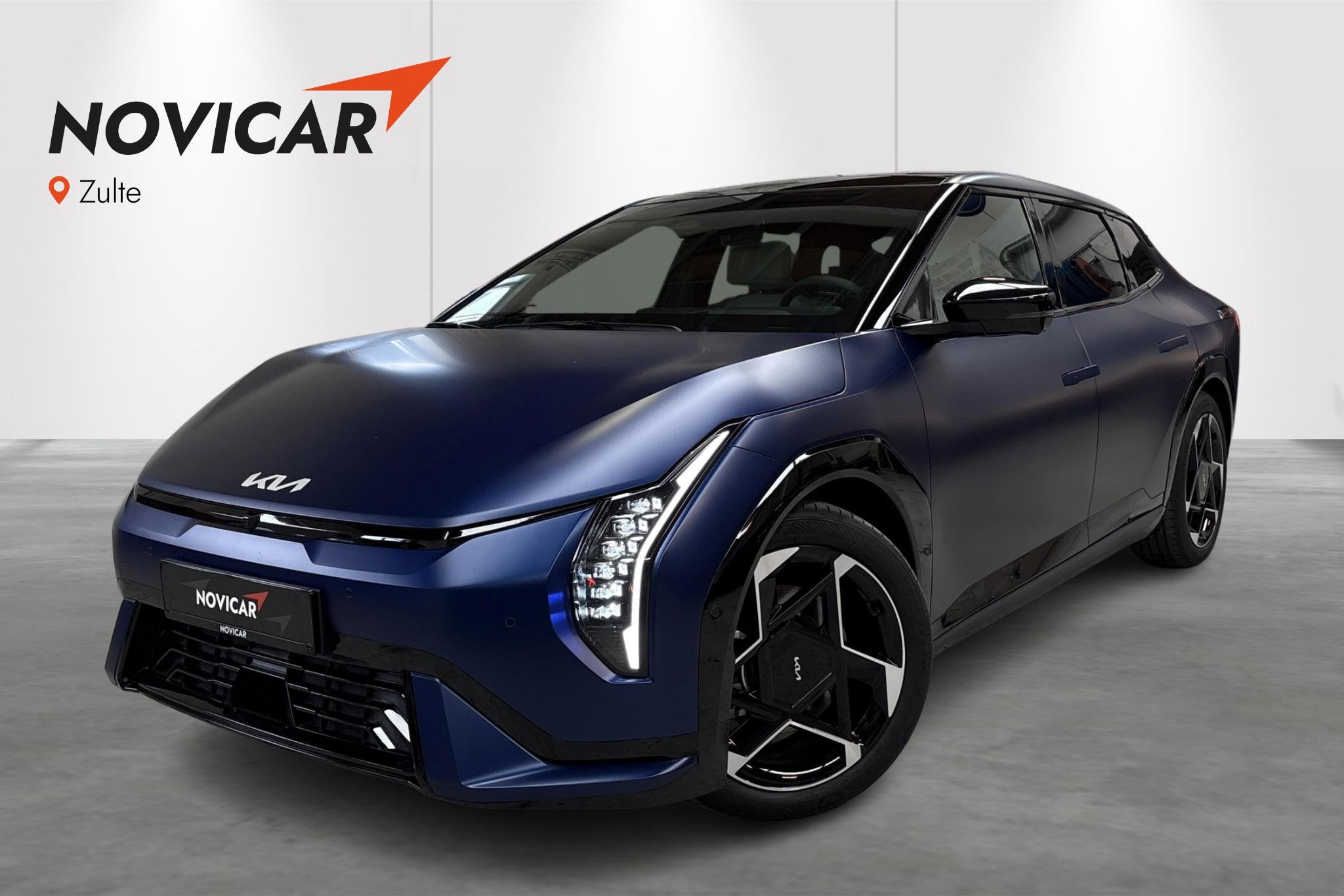 KIA EV4 BEV 81,4 kWH GT Line - FULL OPTION! + PANO + LEDER, Auto's, 81 kWh, Stof, Gebruikt, https://public.car-pass.be/vhr/730b7134-10c2-45a2-81ca-c959f13ad732
