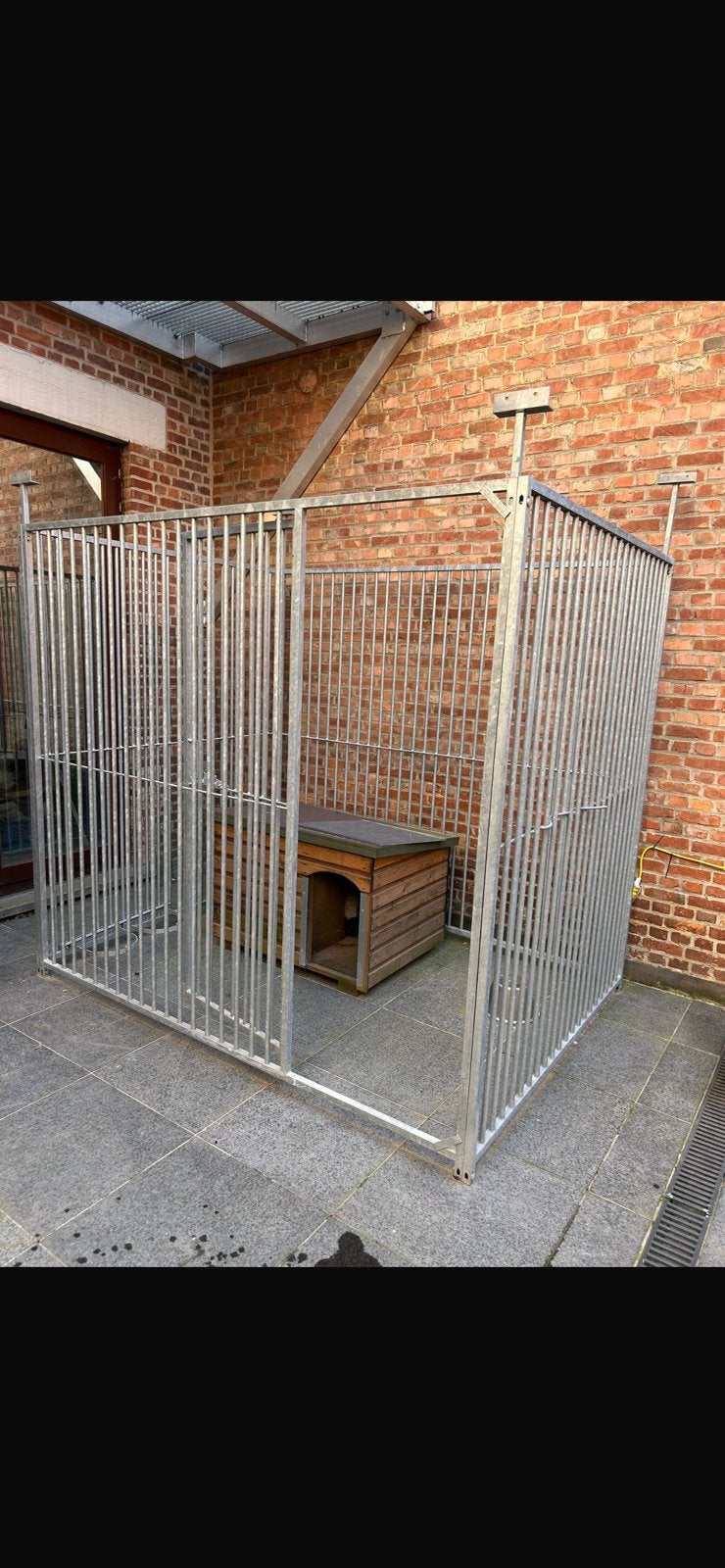 Hondenren + hondenhok, Dieren en Toebehoren, Ophalen, Zo goed als nieuw