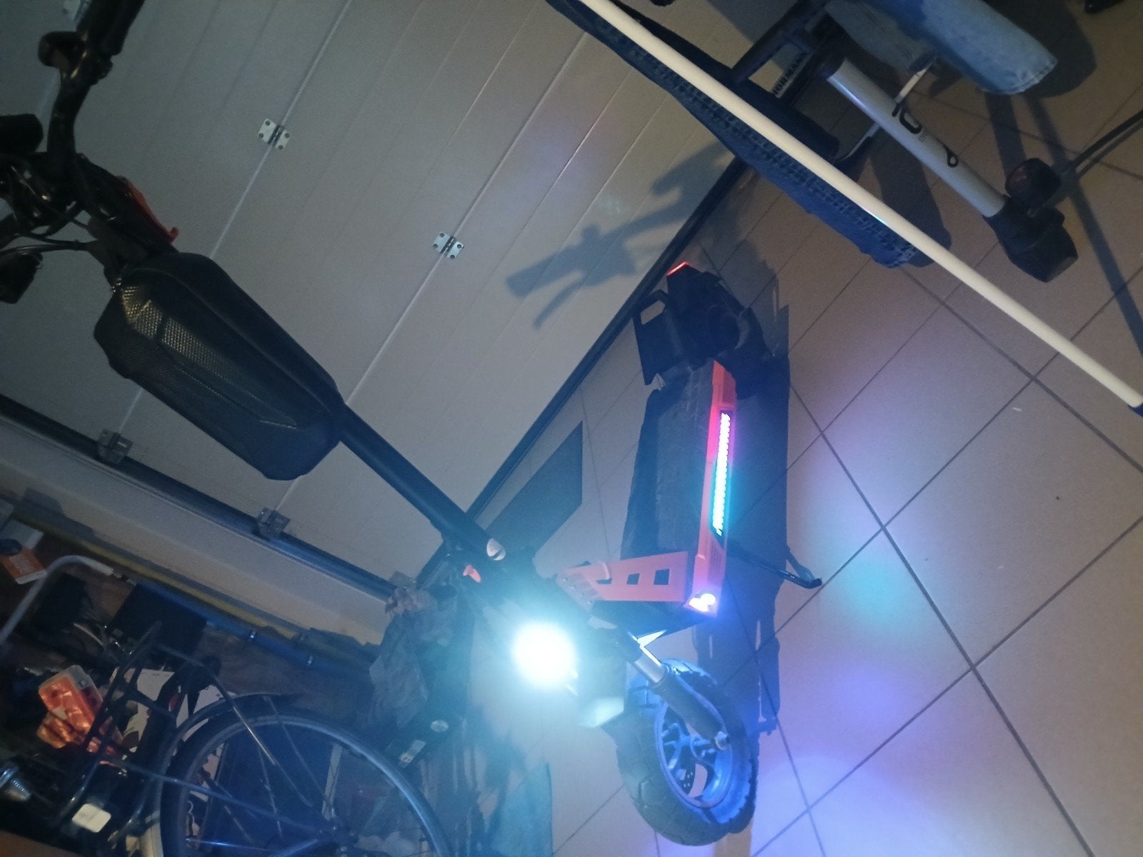 Trottinette Tofun en échange d'un fat bike, Musique & Instruments, Enlèvement, Neuf, Autres types, Couleur