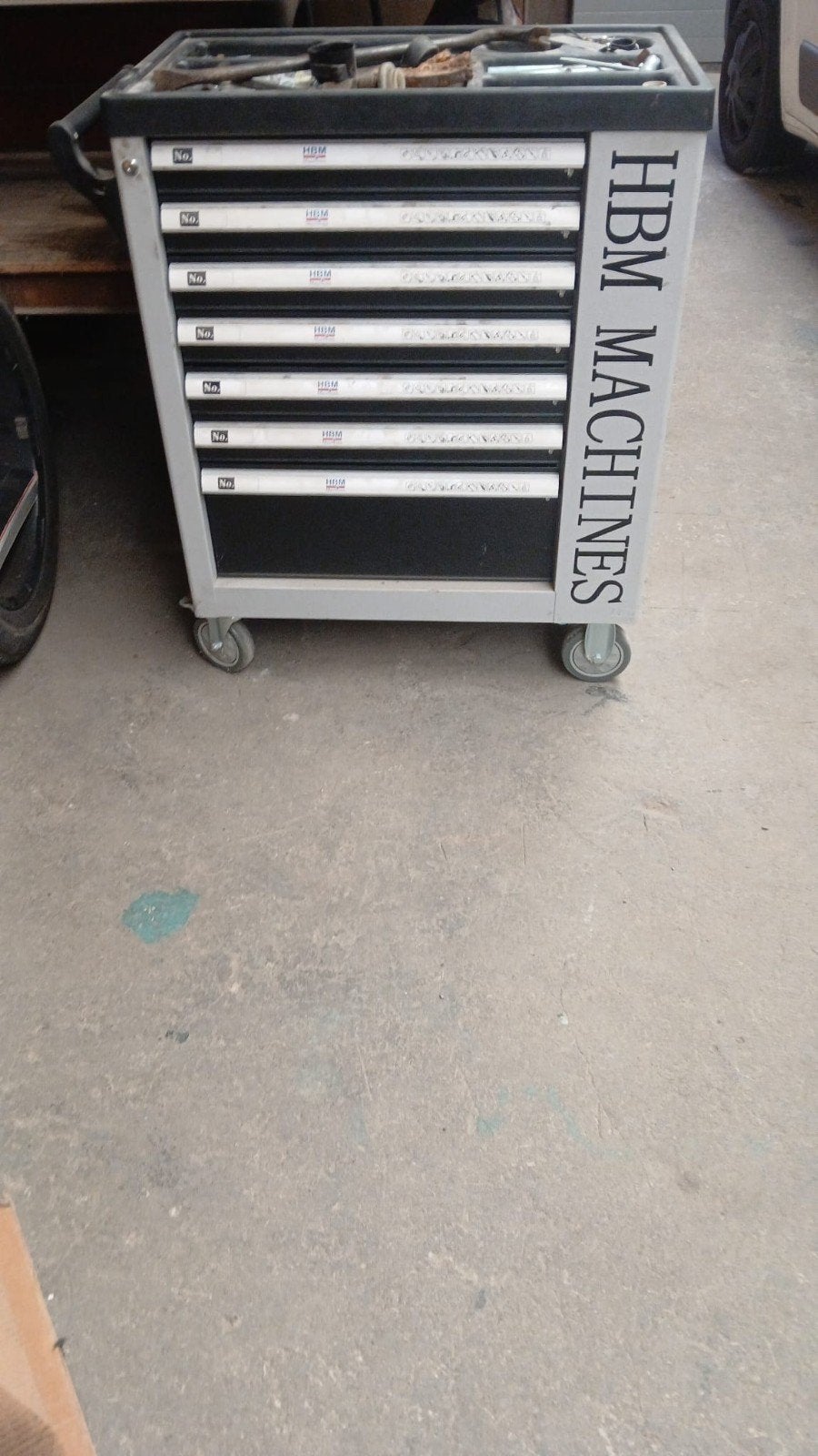 Chariot à outils HBM, comme neuf, 7 tiroirs, 6 remplis, Enlèvement