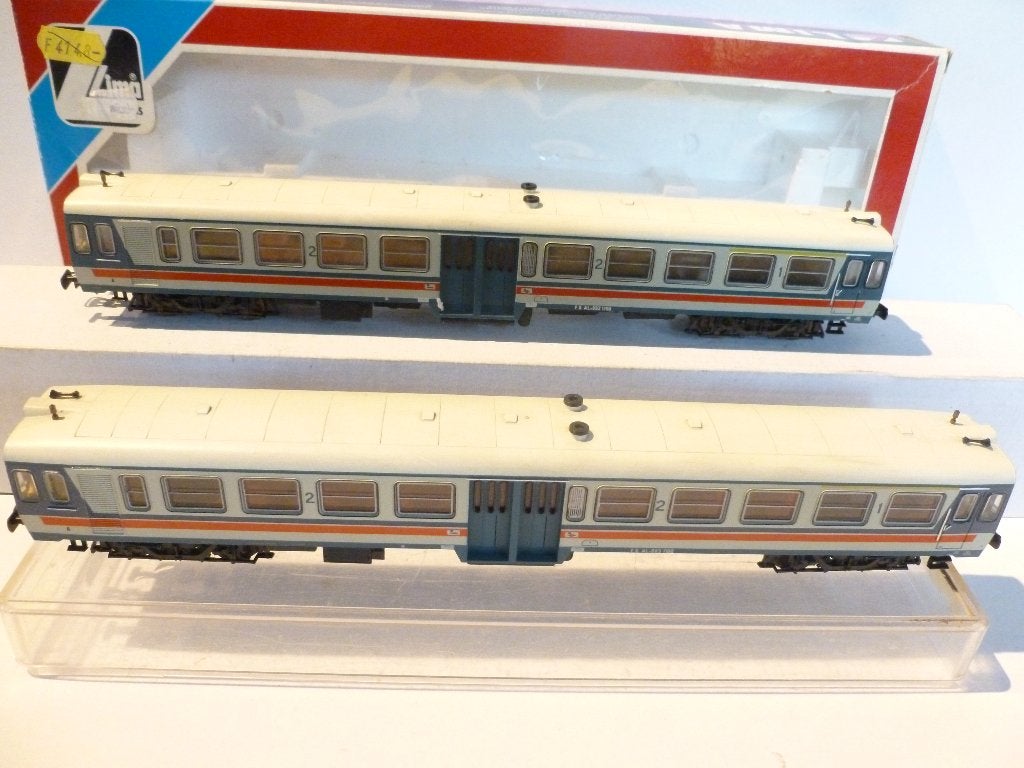 TRAINS HO, Ophalen of Verzenden, Zo goed als nieuw, Lima, Gelijkstroom