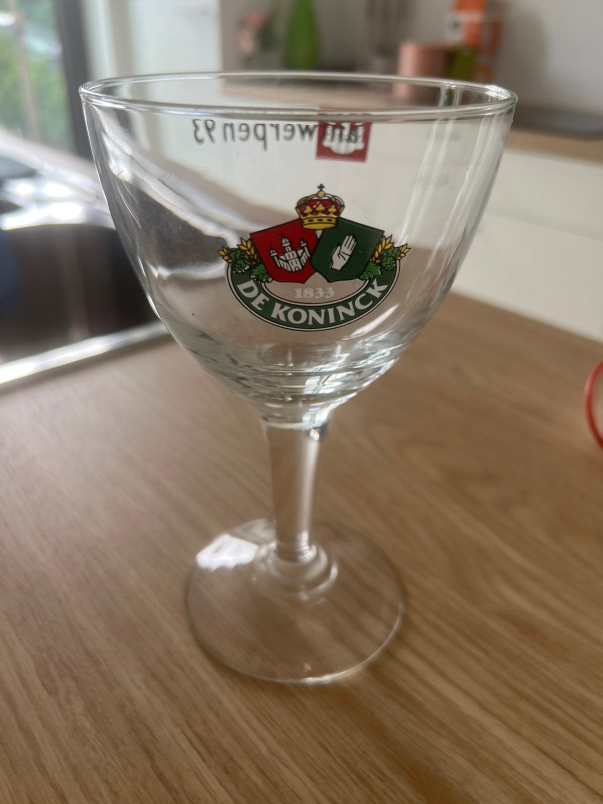De Konick Antwerpen 93 glas, Ophalen of Verzenden, Zo goed als nieuw