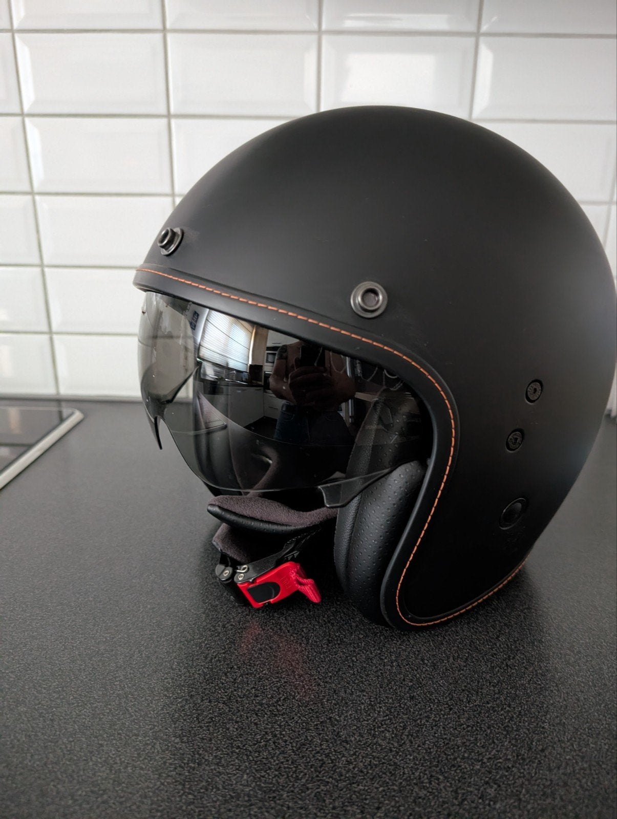 Helm, Enlèvement