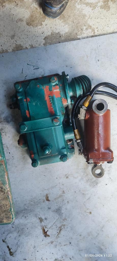 Hanomag R35 pièces hydraulique, Enlèvement, Utilisé