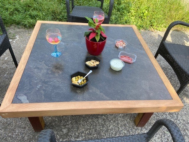 TABLE DE SALON OU D'EXTÉRIEUR 1100X1100 MM, Jardin & Terrasse, Enlèvement, Neuf, Carré, Bois