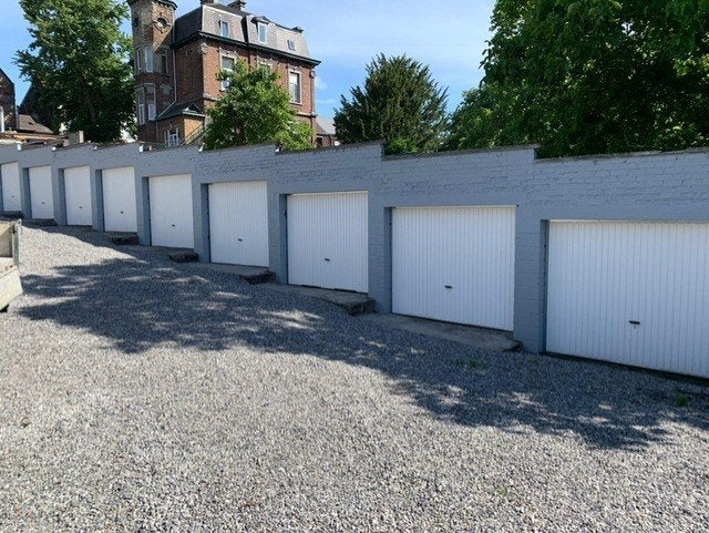 Garage, box de garage, cellier à Gilly, Charleroi