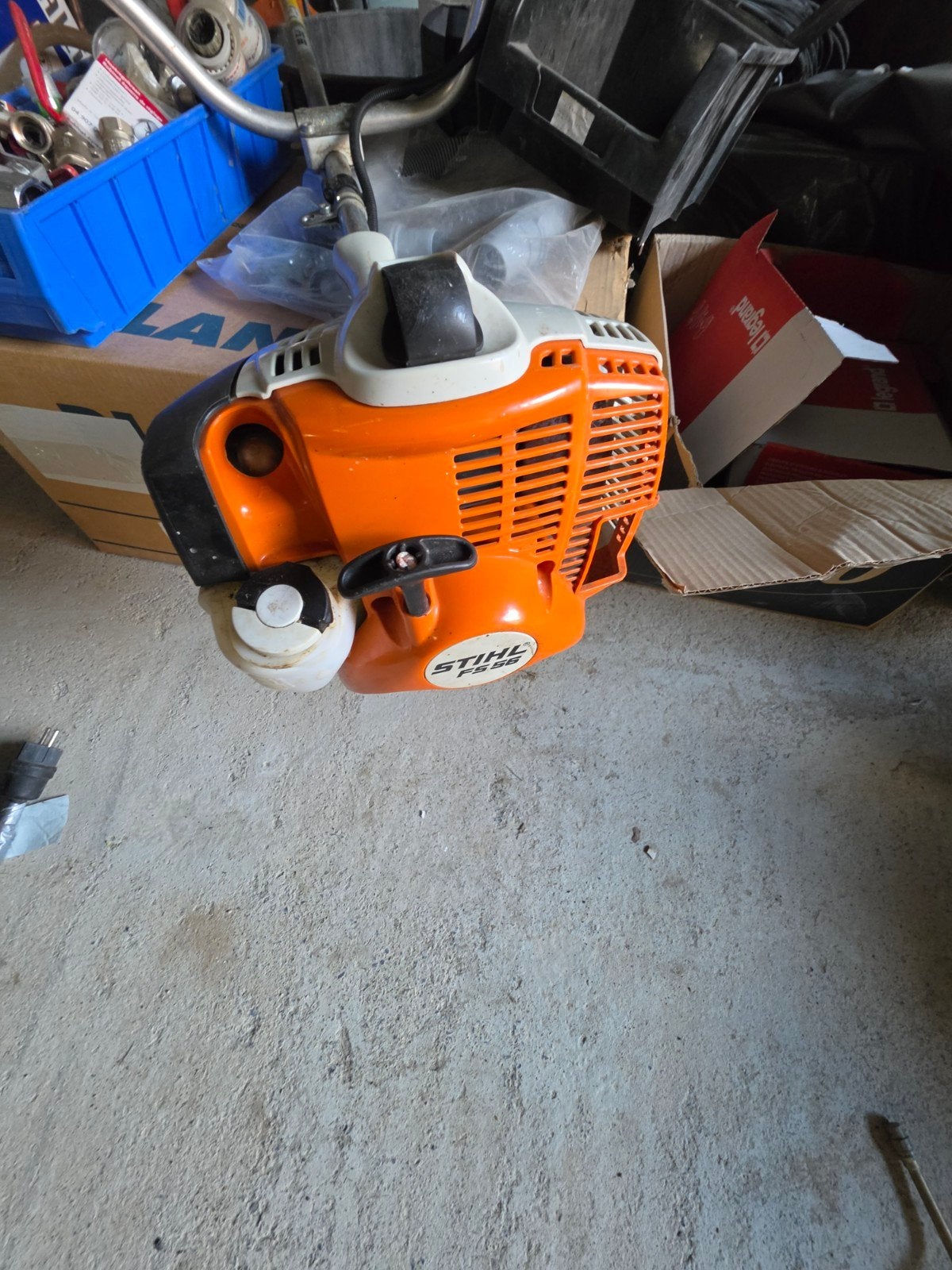 debrousaleuse stihl fs 56, Jardin & Terrasse, Enlèvement ou Envoi