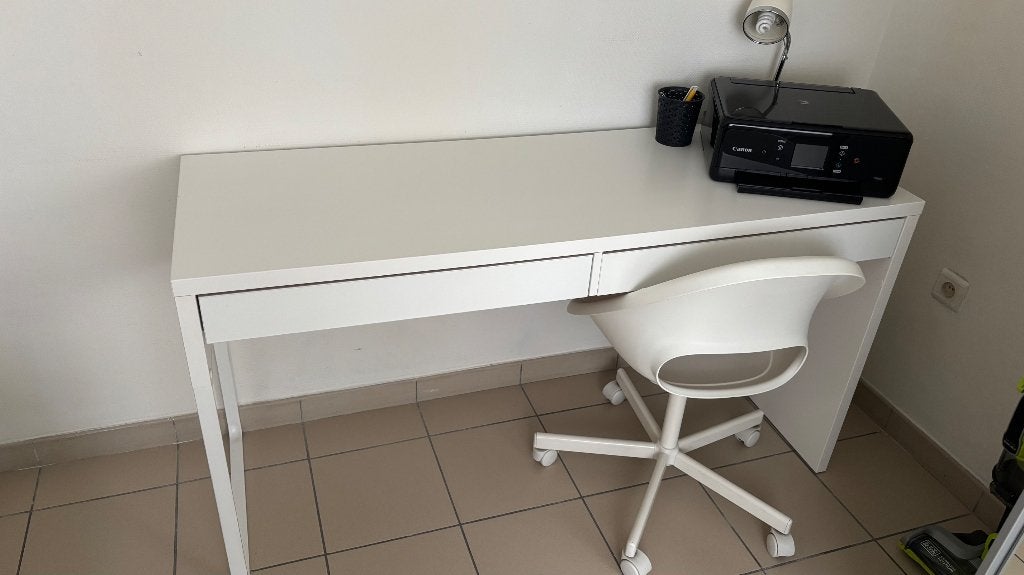Bureau samen met stoel, Huis en Inrichting, Ophalen, Hout, Schoolbureau, 142 cm