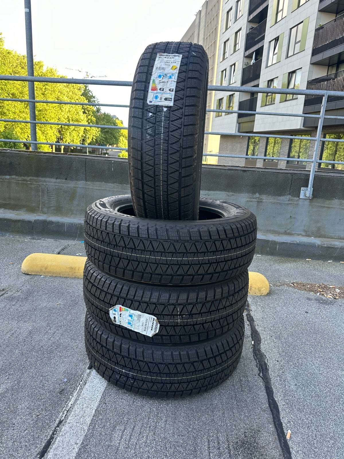Pneus bridgestone 4 saisons, Enlèvement, 4 Saisons, Pneu(s)