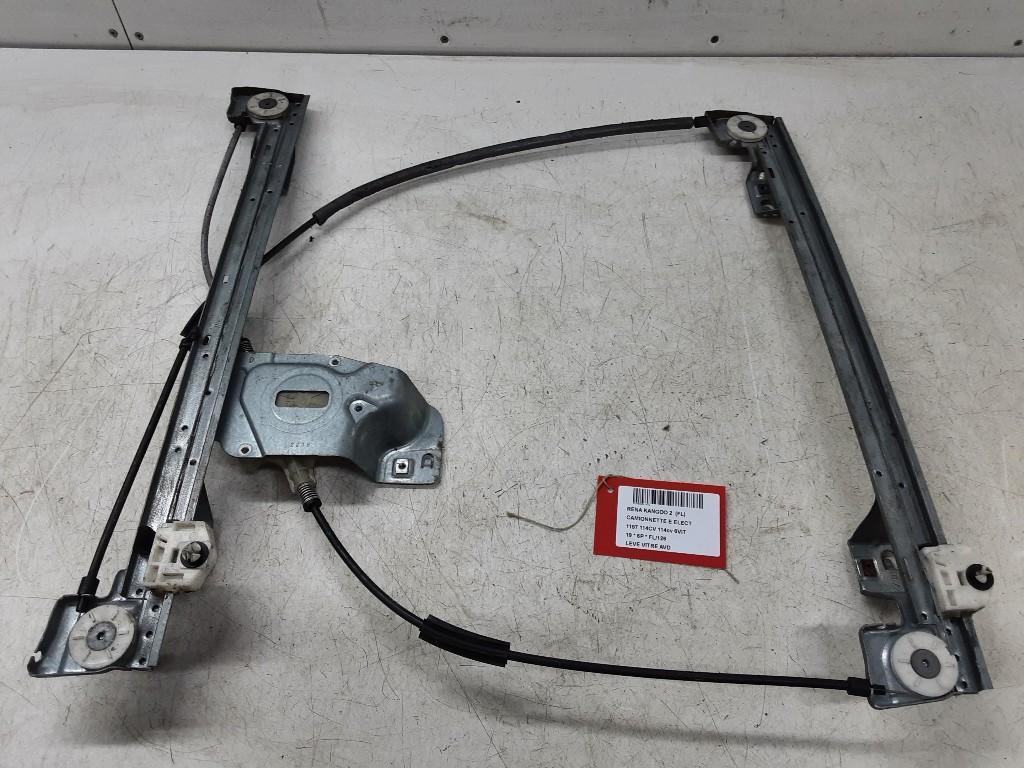 VITRE MECANISME AVANT DROIT Kangoo / Grand Kangoo (KW), Renault, Mevr. I. Hauben, Utilisé, Rue de l'Espoir 34 34
4030  GRIVEGNÉE, BE