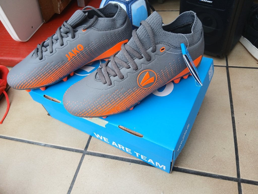 Voetbalschoenen maat 38, Ophalen, Nieuw, Schoenen