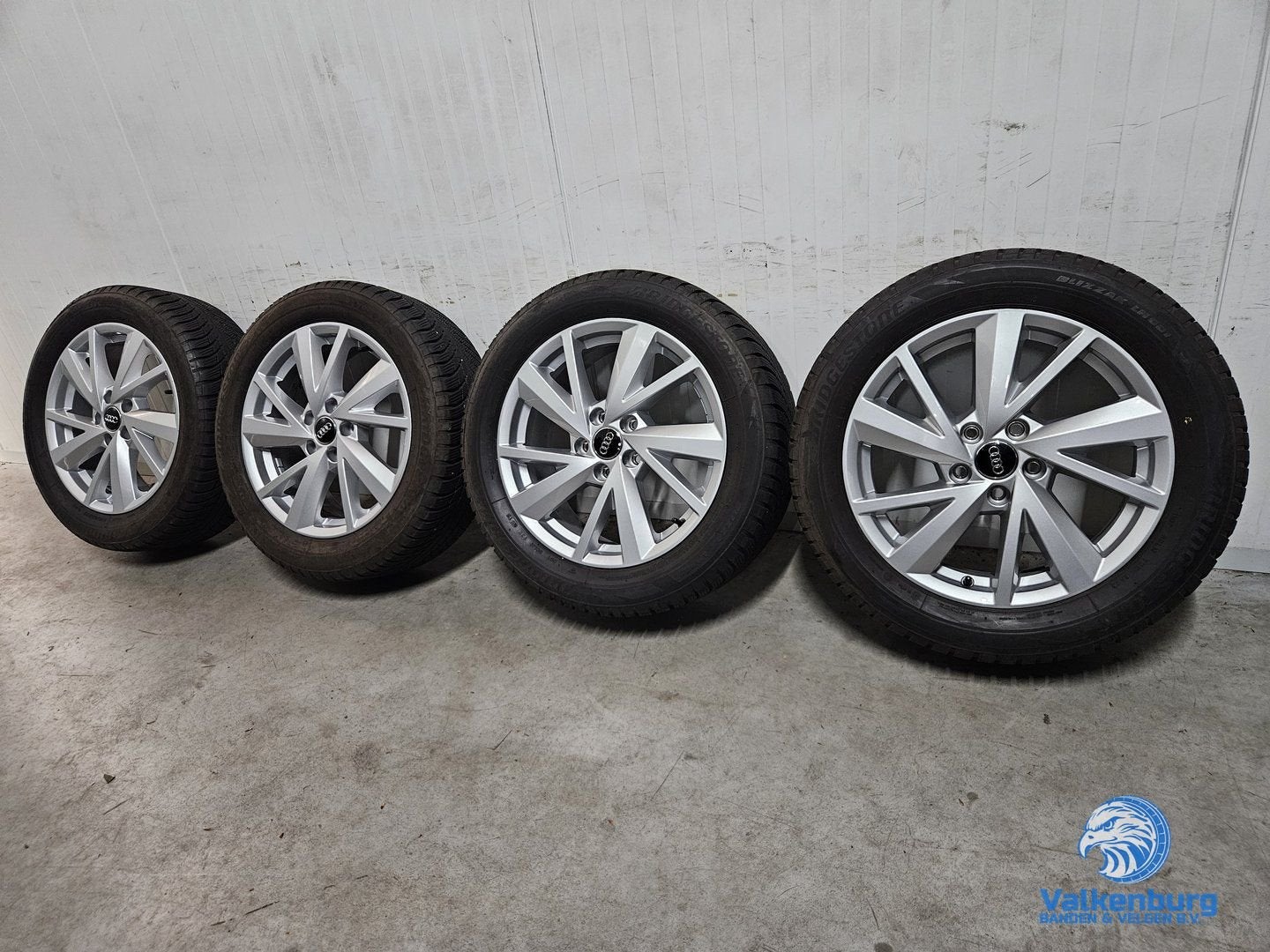 7-8mm! Originele Audi Q2 81A 17 inch velgen 5x112 winterband, Auto-onderdelen, Banden en Velgen, -, -, Banden en Velgen, 17 inch