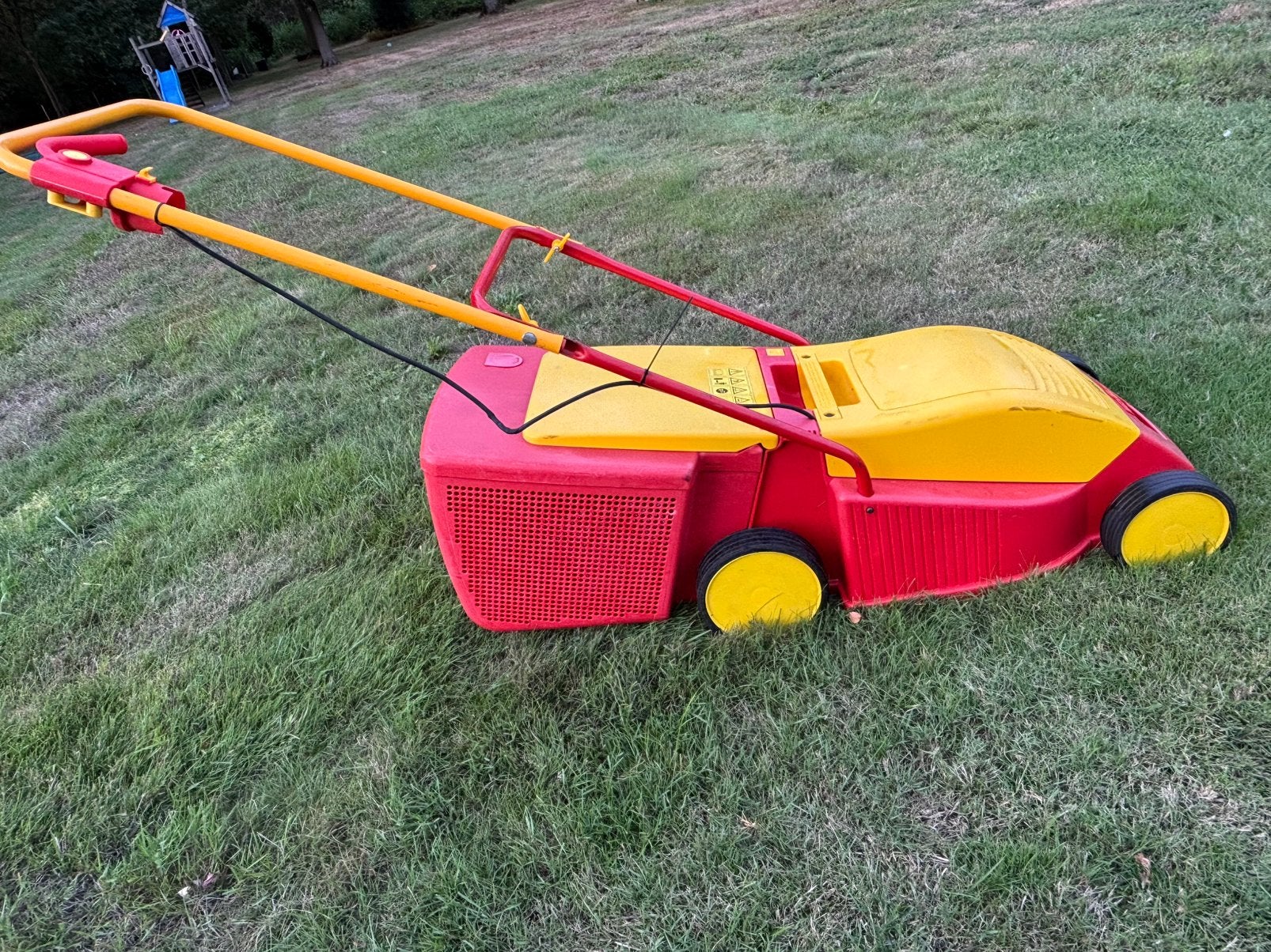 Elektrische grasmaaier Wolf-Garten 40cm 2.40E, Tuin en Terras, Ophalen, Cirkelmaaier, Gebruikt, Elektrische grasmaaier
