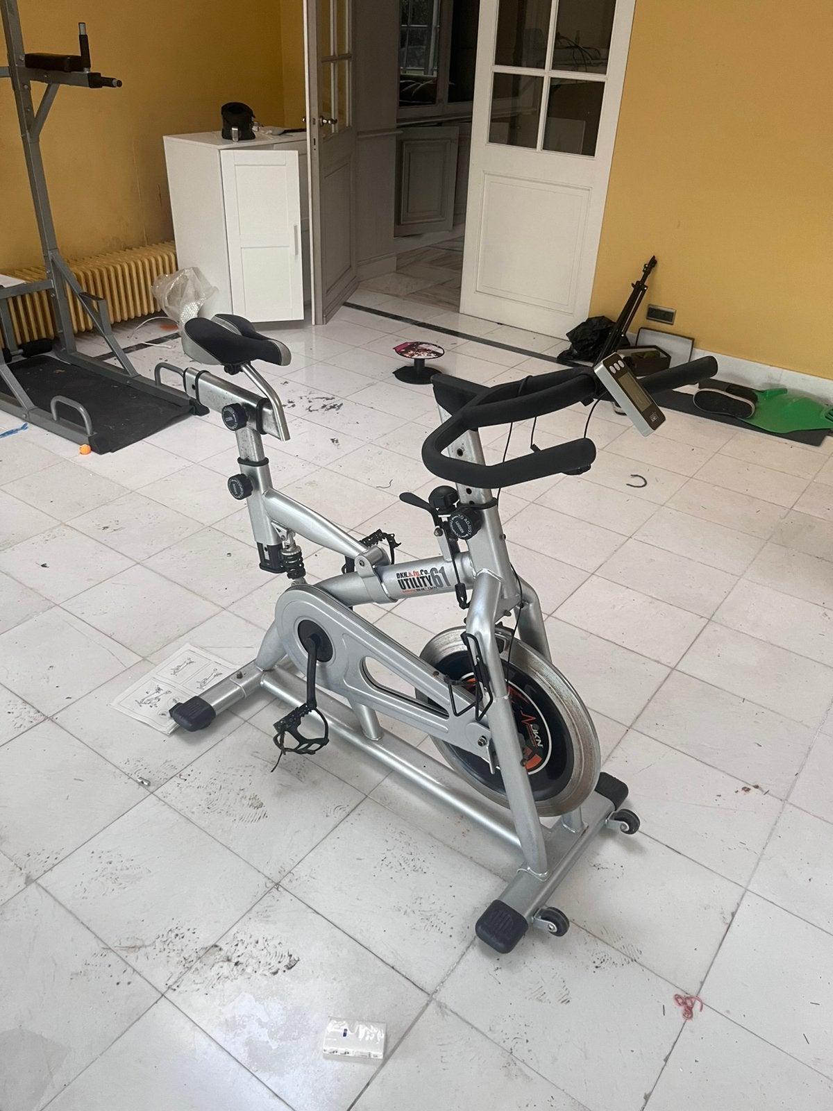 DKN Technology Utility 61 spinningfiets, Sports & Fitness, Vélo de spinning, Jambes, Enlèvement, Utilisé