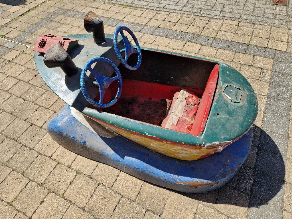 BATEAU DE MANEGE EN METAL ART FORAIN, DÉCO VINTAGE, Enlèvement, Utilisé