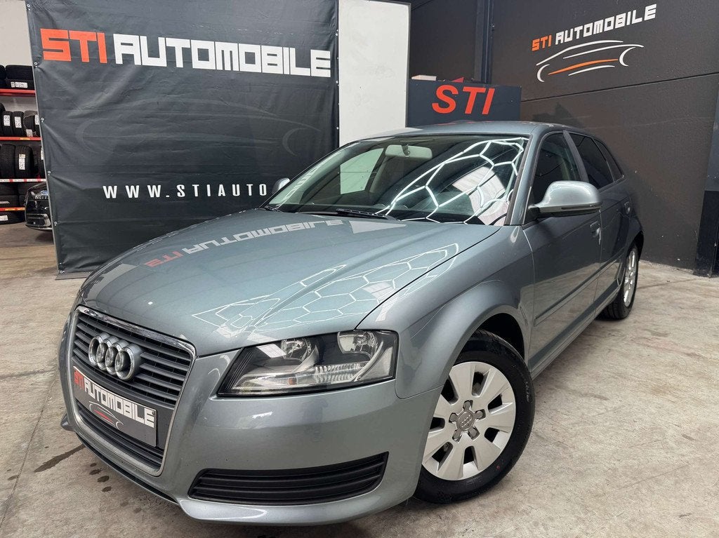 Audi A3 EXPORT MARCHAND (bj 2010), Auto's, Voorwielaandrijving, Euro 5, 105 pk, Gebruikt