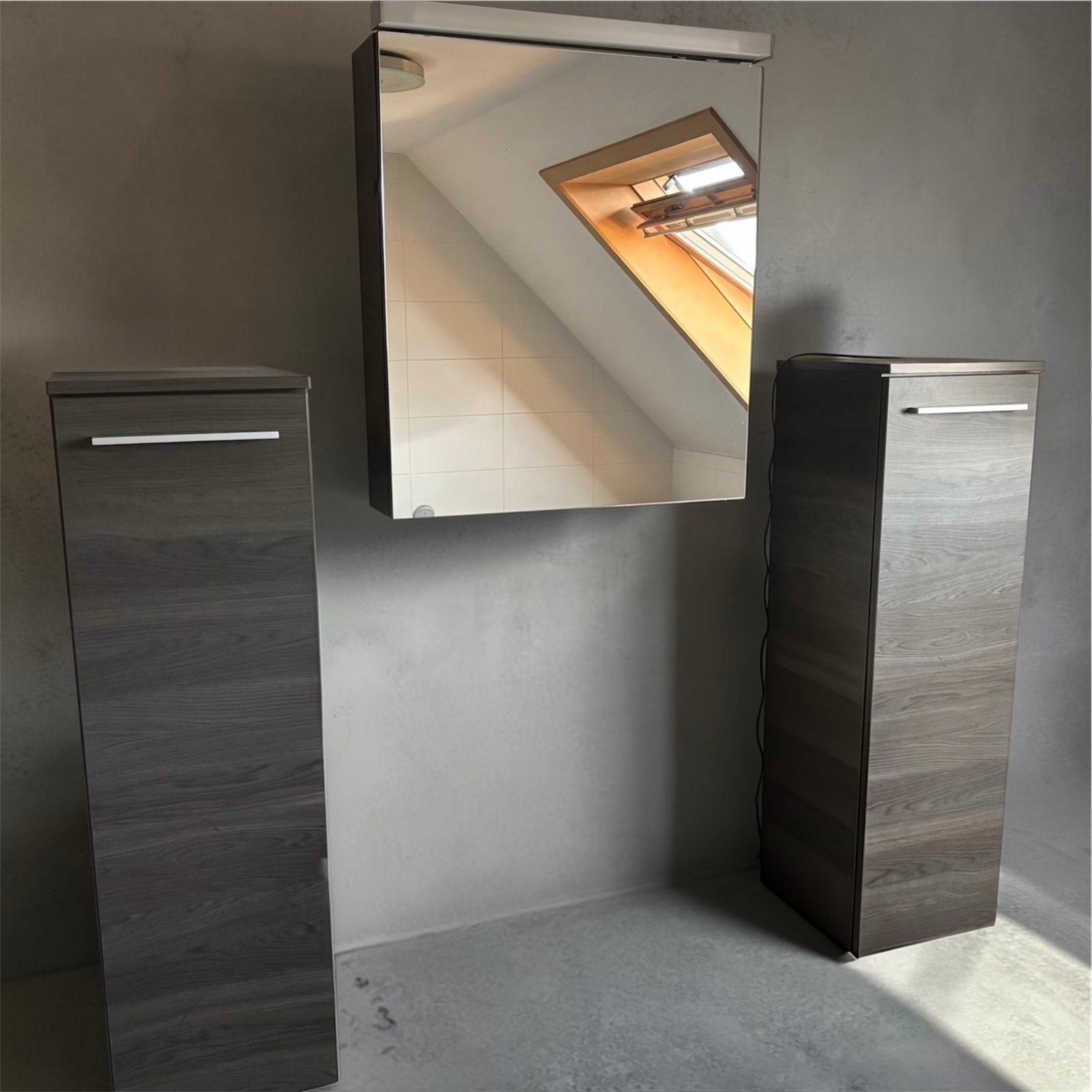 Spiegelkast + 2 kolomkasten hangend, Huis en Inrichting, Ophalen, Gebruikt, Spiegelkast