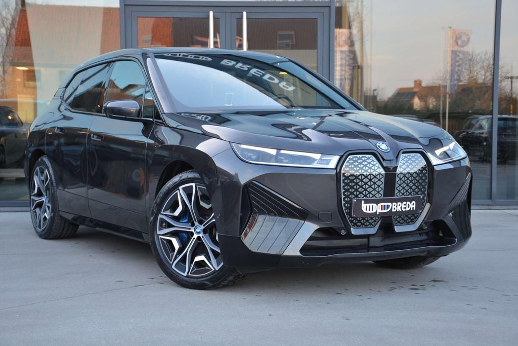BMW iX xDrive40 M-Sport/360/Laser/Trekhh/HUD/ACC/22", Cuir, Achat, Entreprise, https://public.car-pass.be/vhr/3045207e-0796-4b43-8c99-985beb8ae905