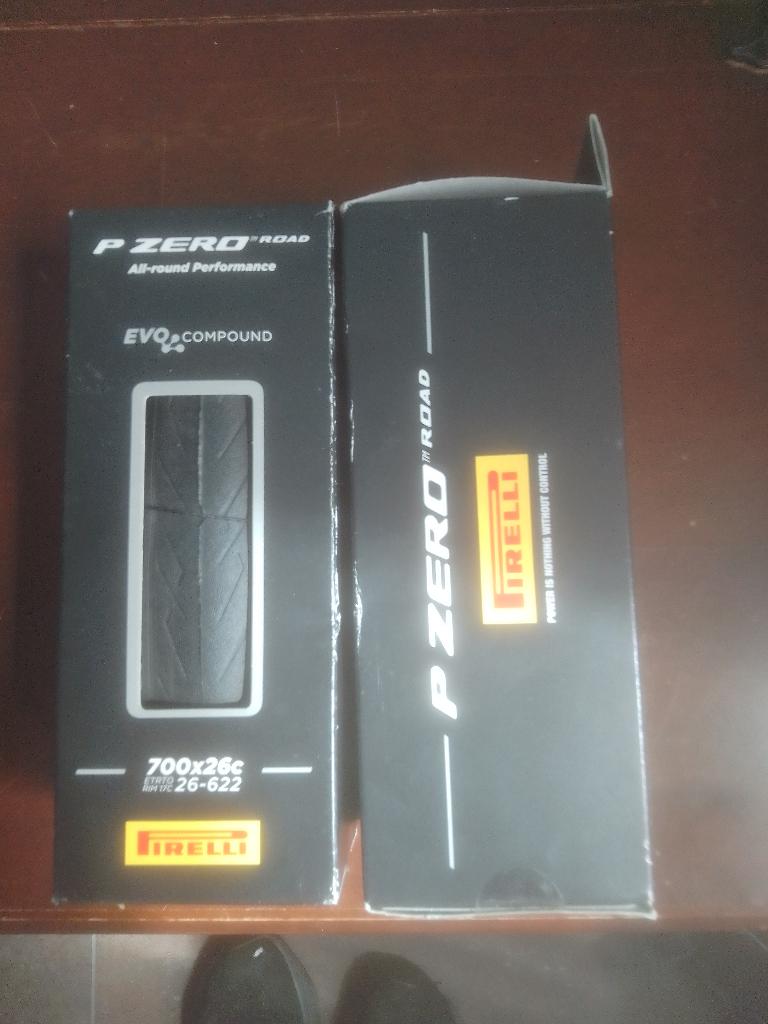 Pirelli P Zero Road banden allroundperformance 700x26C Nieuw, Fietsen en Brommers, Fietsonderdelen, Ophalen, Racefiets, Band, Nieuw