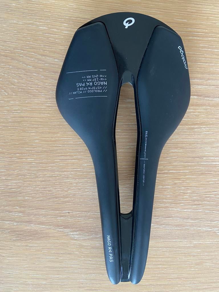 Selle Prologo Nago R4 Pas rails Nack - 137 mm, Vélos & Vélomoteurs, Enlèvement ou Envoi, Neuf, Selle, Carbone
