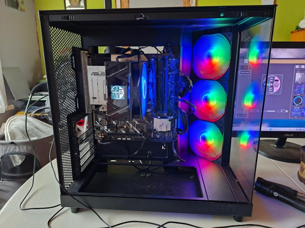 Tour Pc Ultra 5, Informatique & Logiciels, Ordinateurs de bureau, Neuf, 32 GB, Enlèvement, SSD