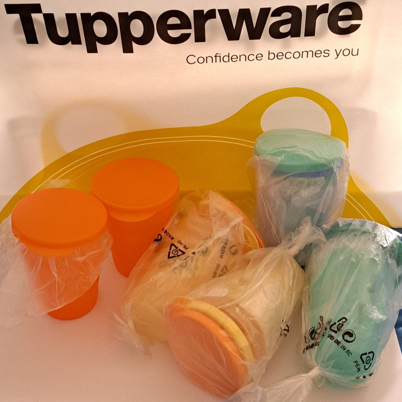 Tupperware set funbekers/ drinkbekers+ deksel, Huis en Inrichting, Keuken | Tupperware, Ophalen of Verzenden, Nieuw, Groen, Beker of Kan