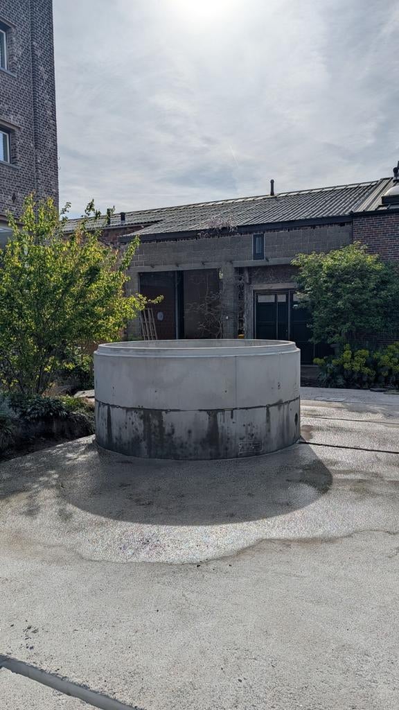 Grote betonring, ideaal als zitput/vijver/bloembak..., Doe-het-zelf en Bouw, Ophalen